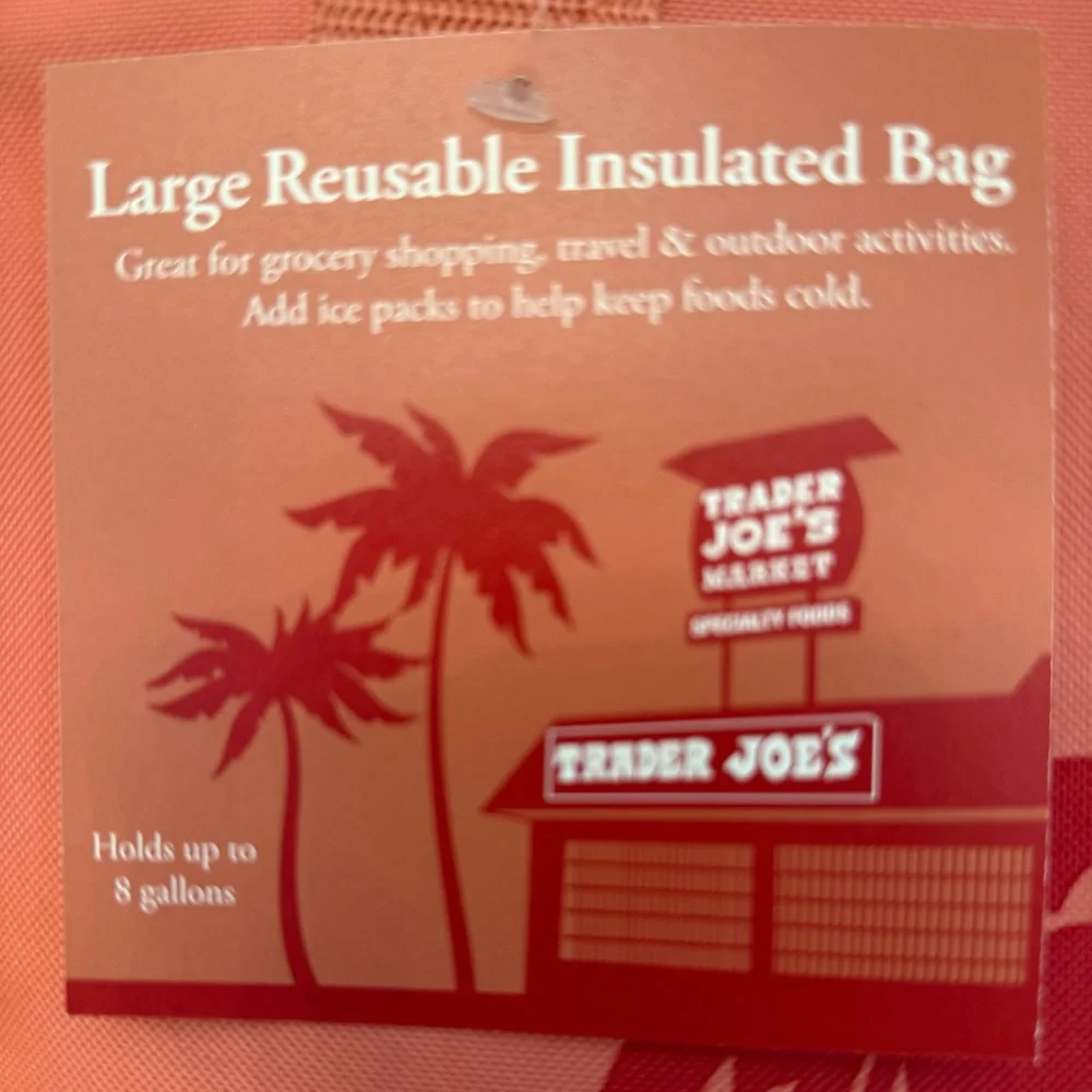 LIMITED Trader Joe's Large Reusable Insulated Bag Arroyo Bay Design / PEACH/ NWT - Picture 5 of 6